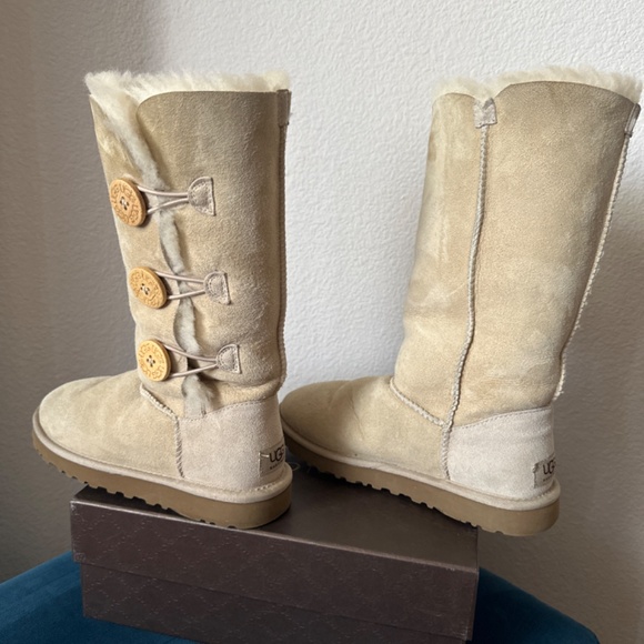 UGG boots - Picture 5 of 12